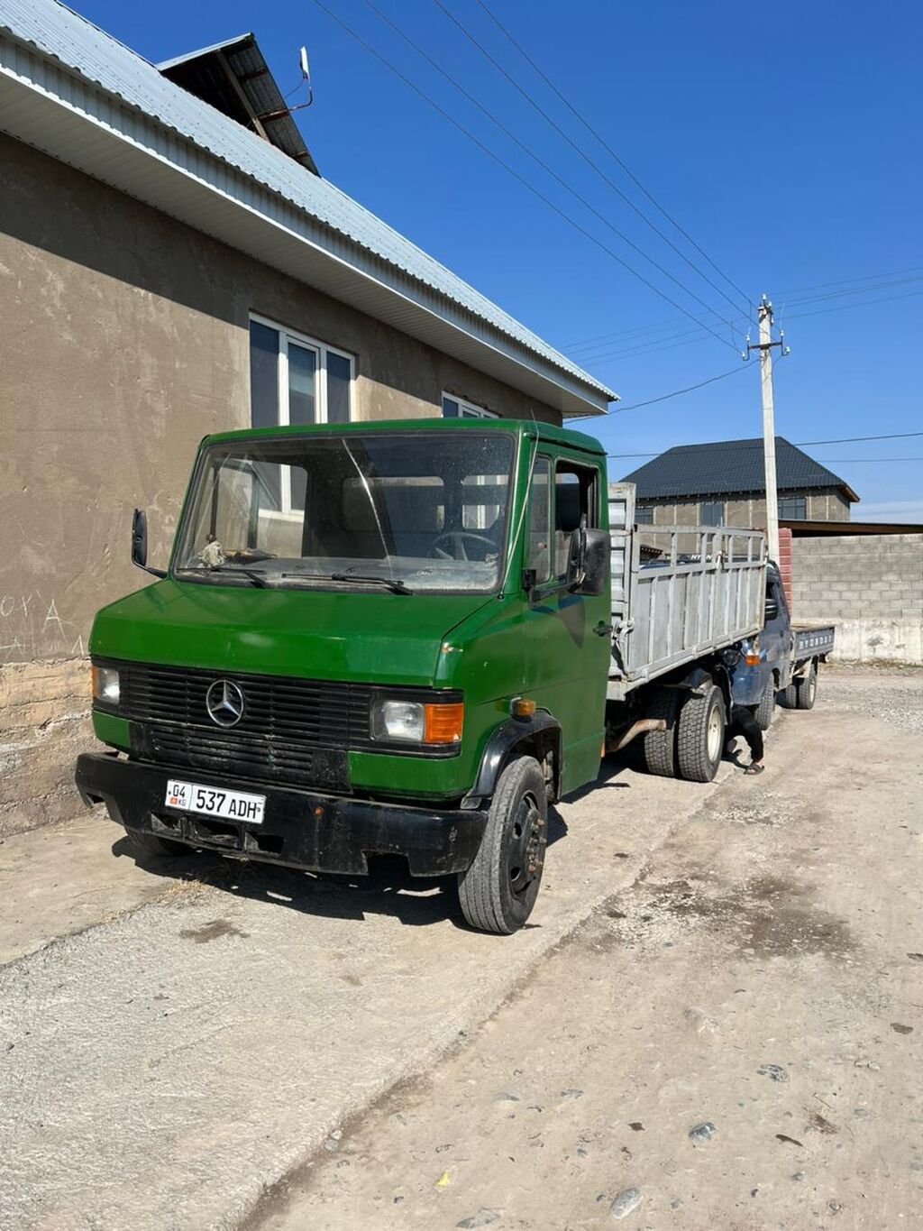 Mercedes-Benz 