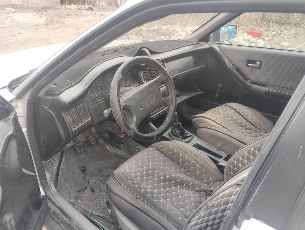 Audi 80