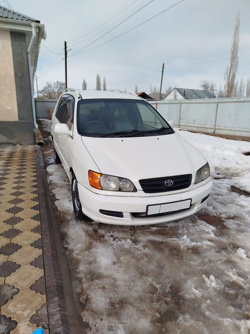Toyota Ipsum