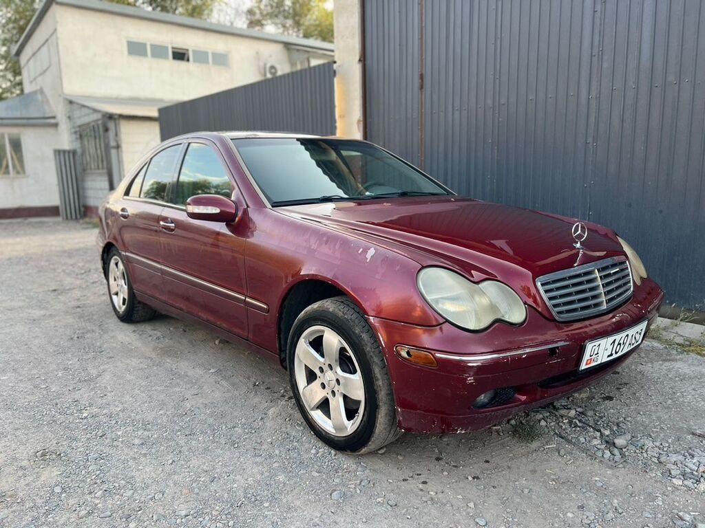 Mercedes-Benz C-Class