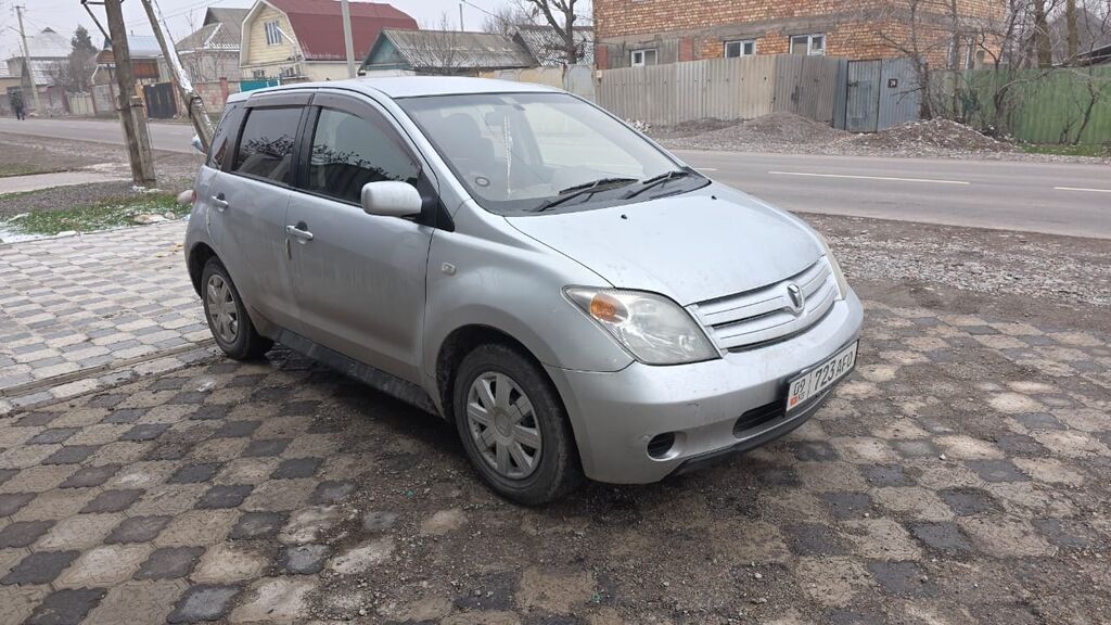 Toyota Ist