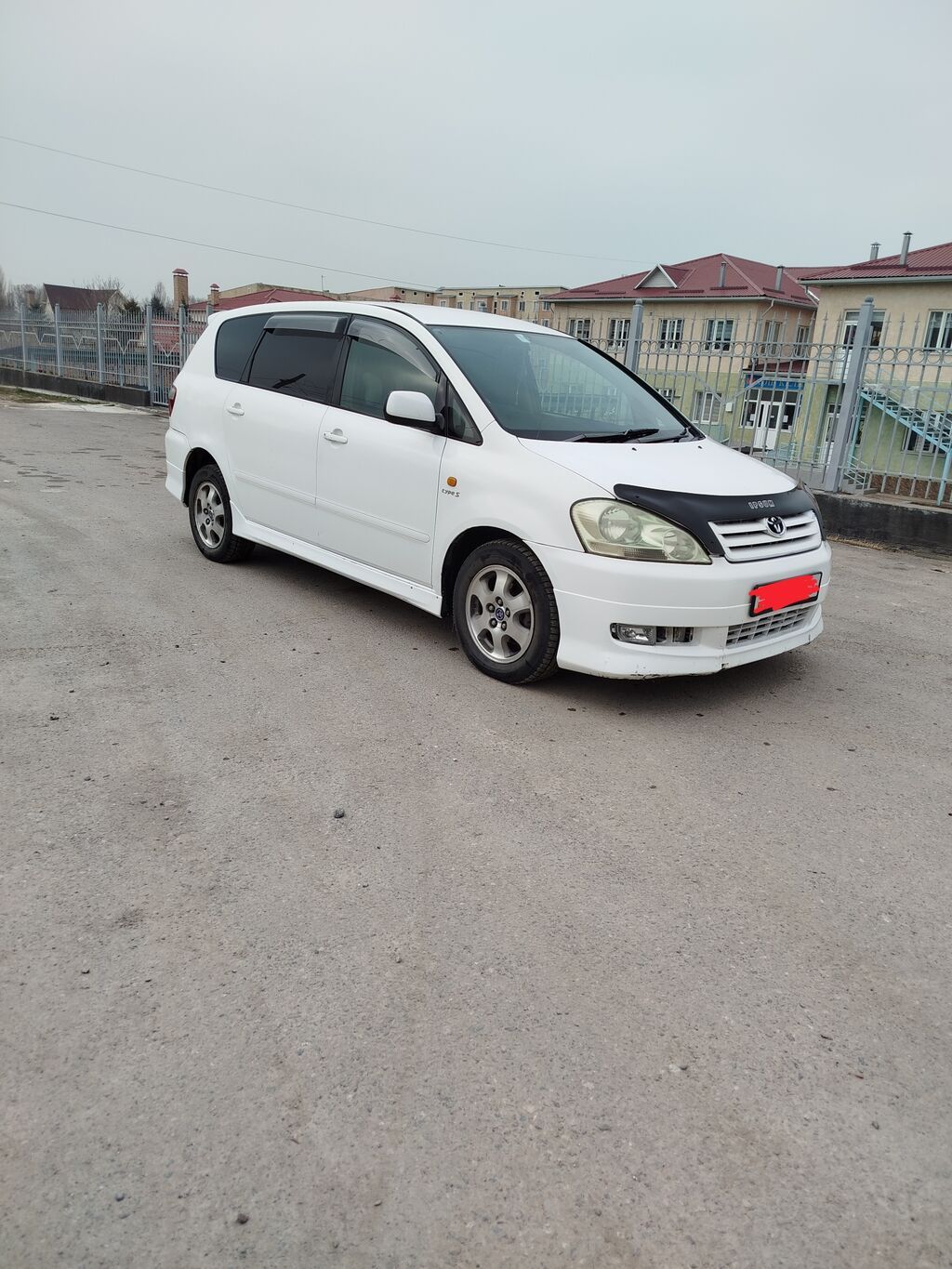 Toyota Ipsum