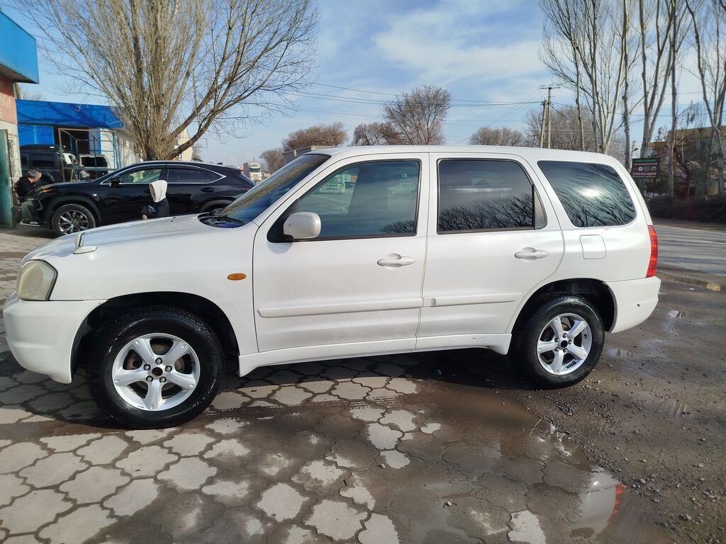 Mazda Tribute