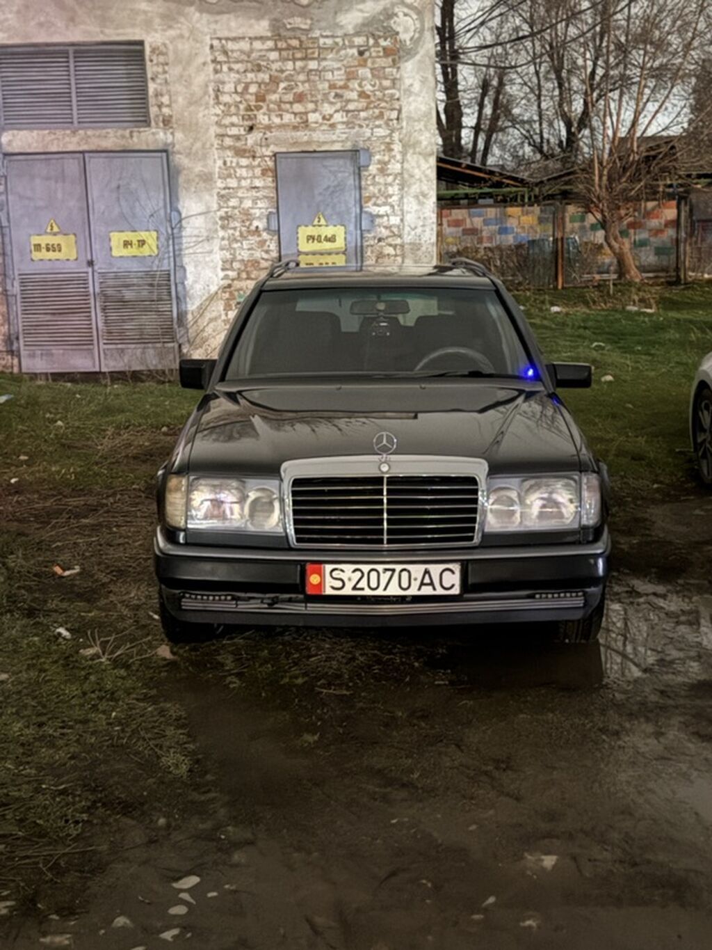 Mercedes-Benz W124
