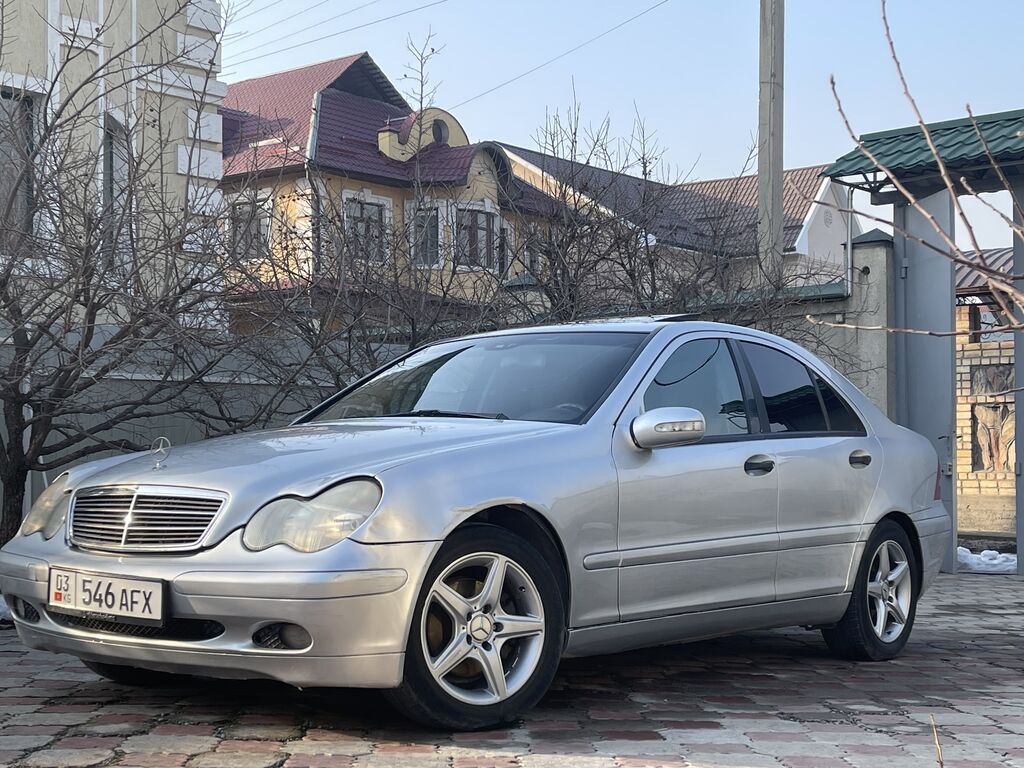 Mercedes-Benz C-Class