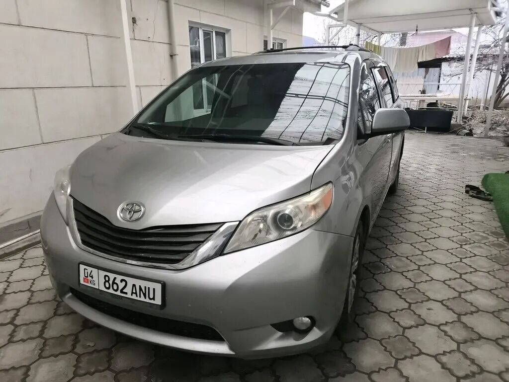 Toyota Sienna