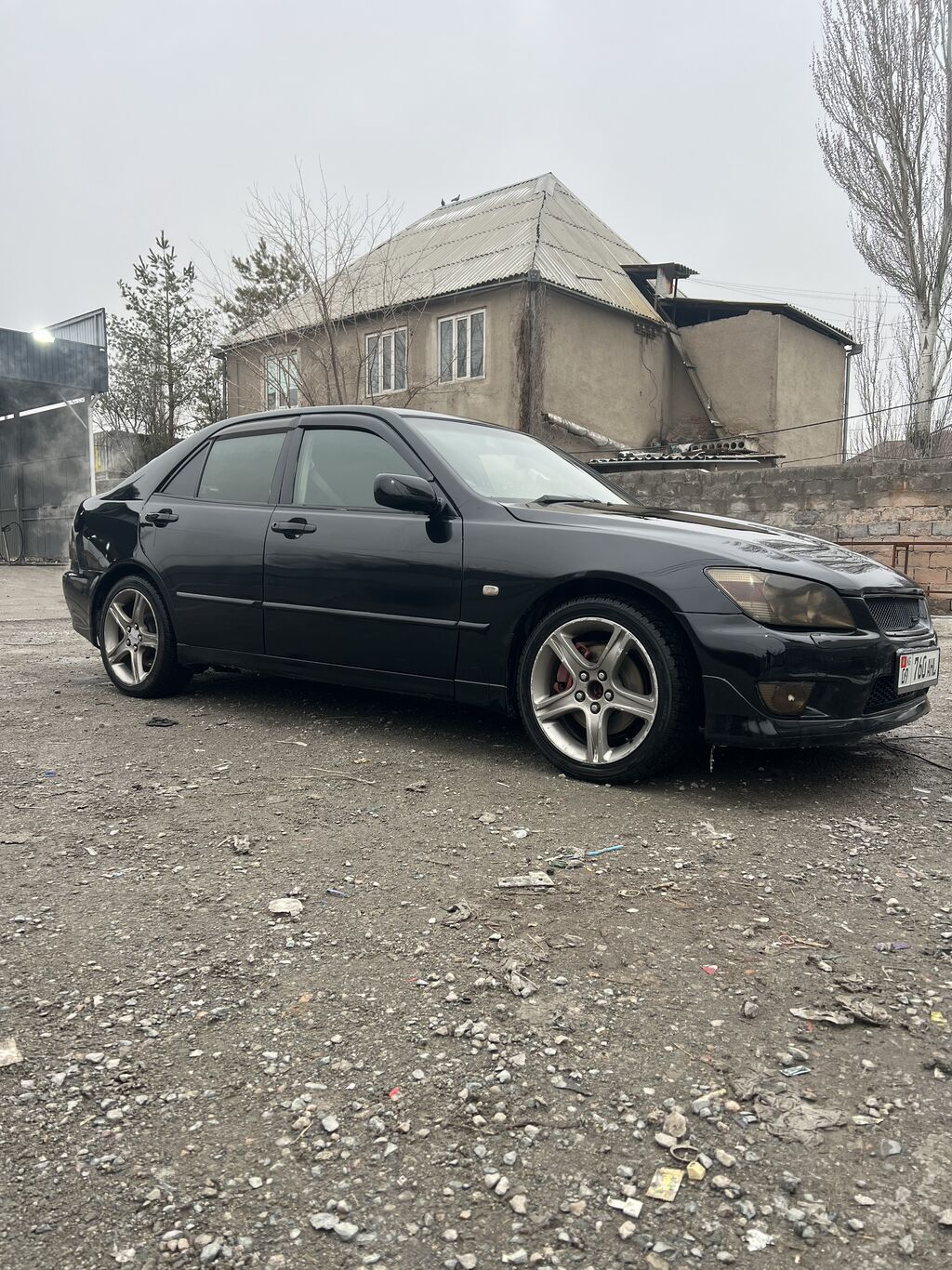Lexus IS