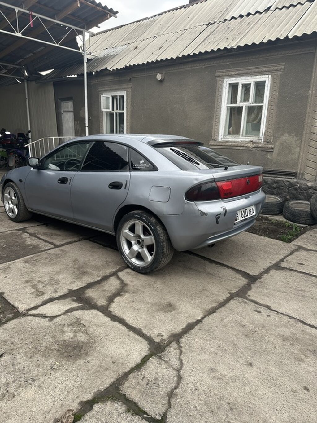 Mazda 323