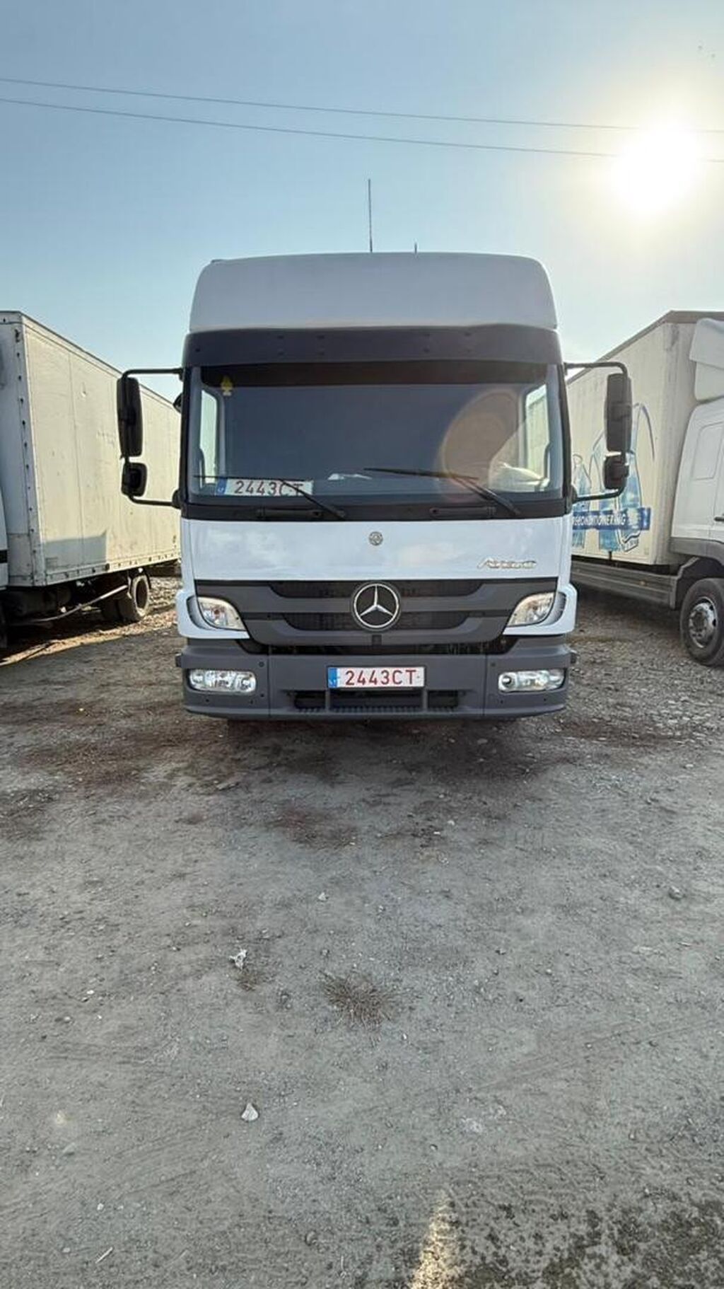 Mercedes-Benz 