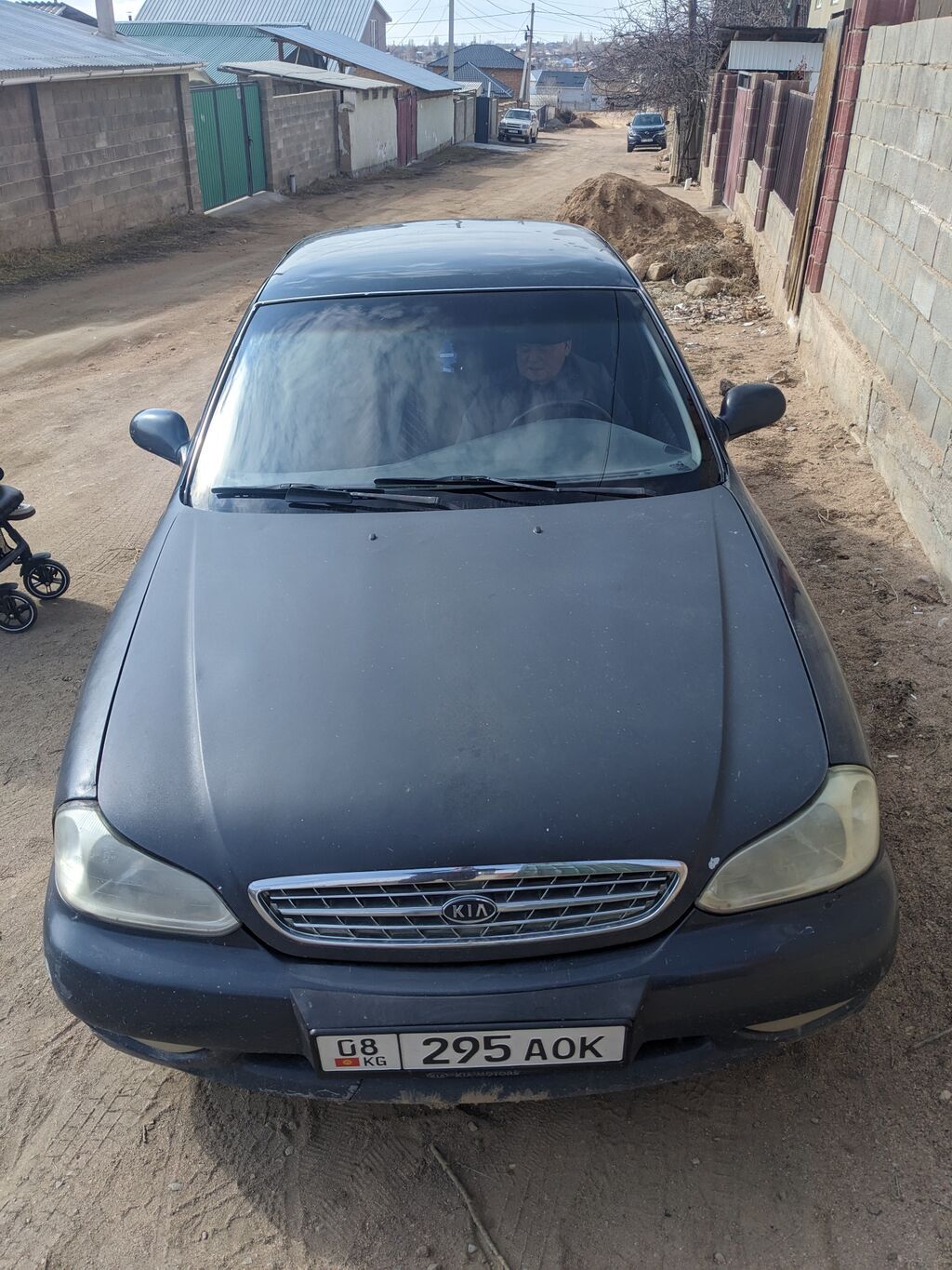 Kia Clarus