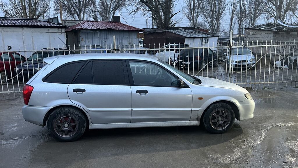 Mazda Familia