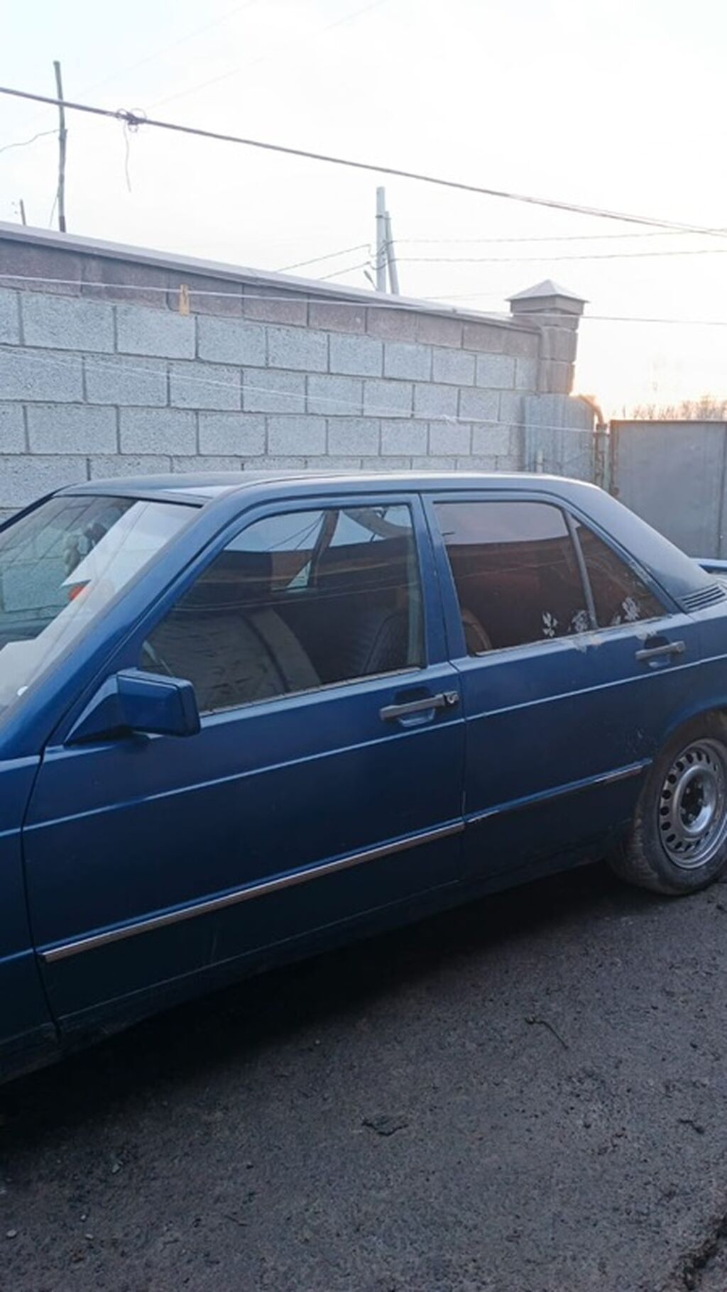 Mercedes-Benz 190