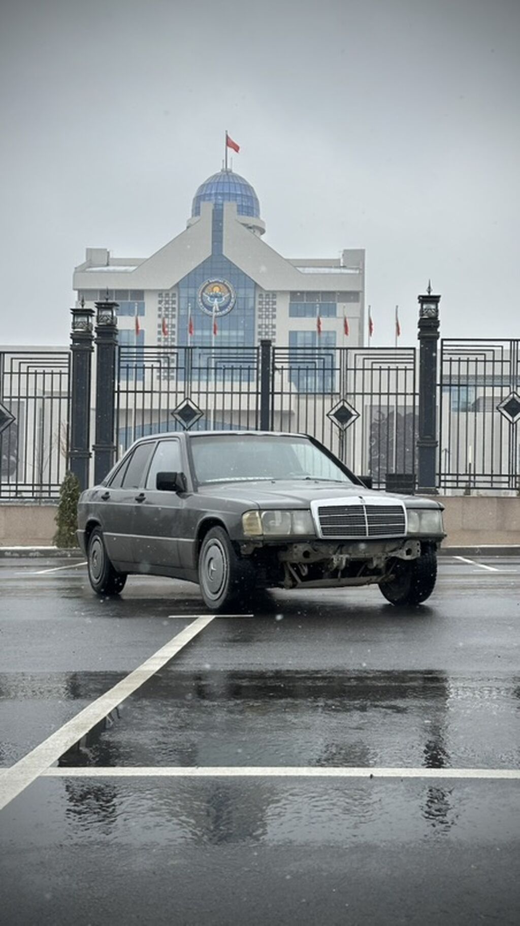 Mercedes-Benz 190