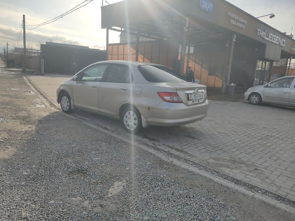 Honda Город