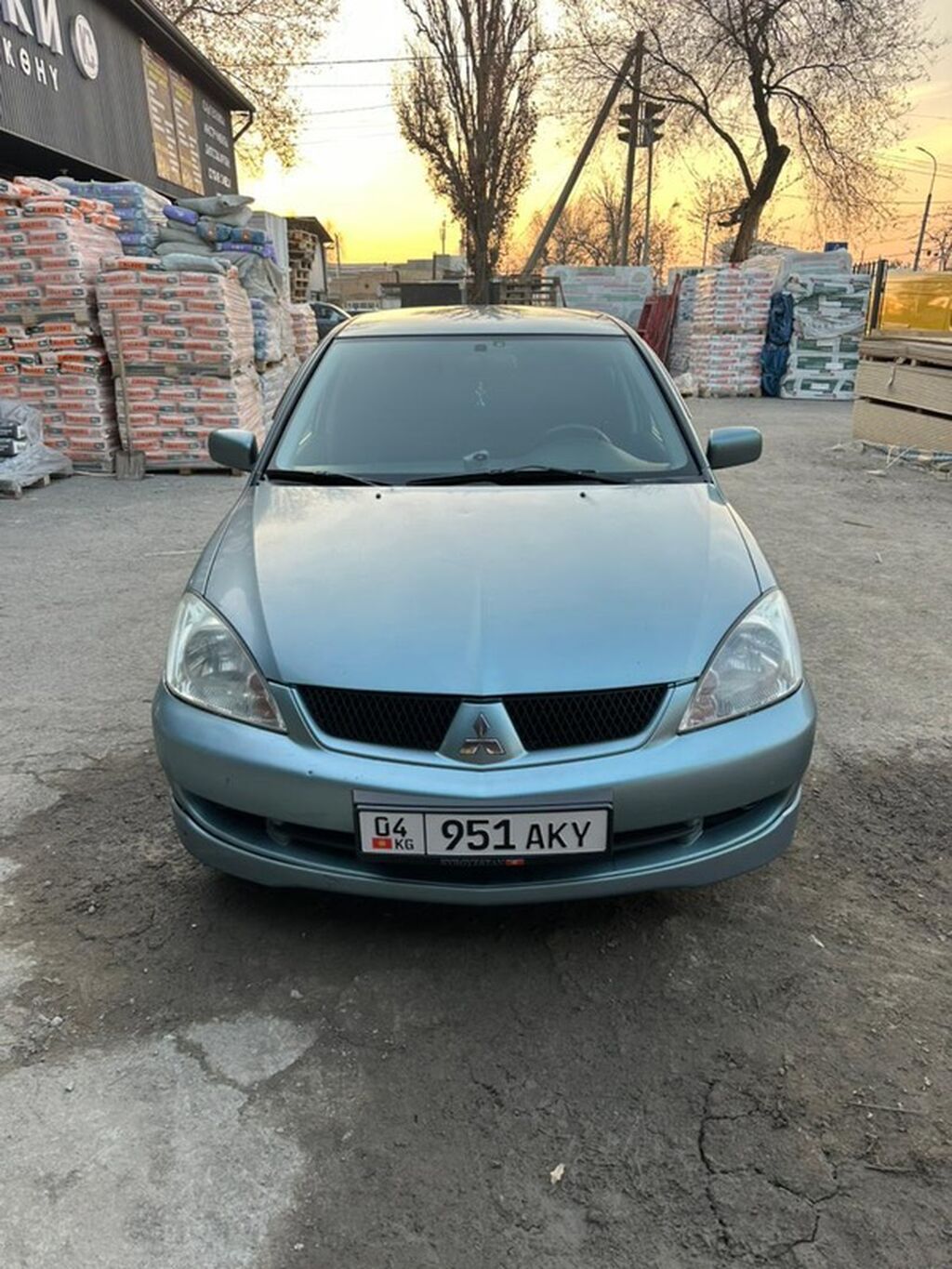 Mitsubishi Lancer