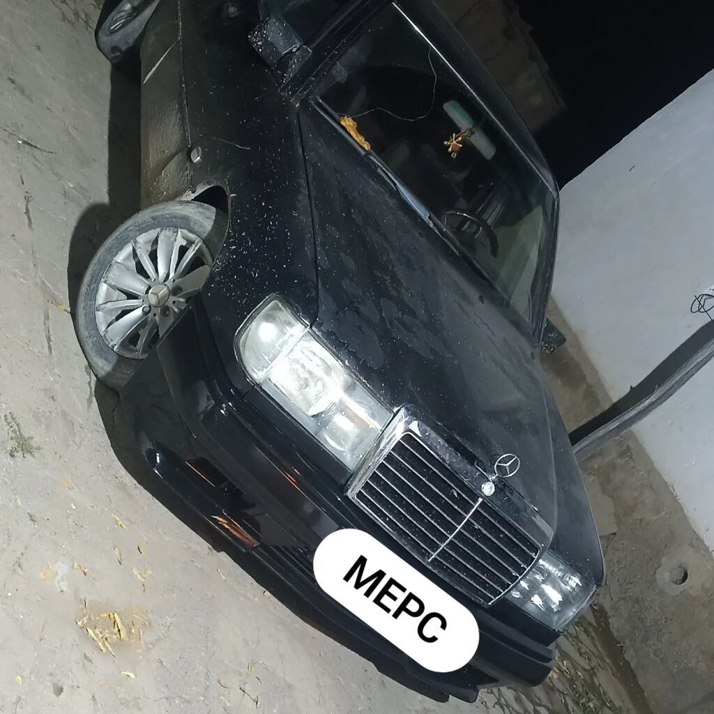 Mercedes-Benz W124