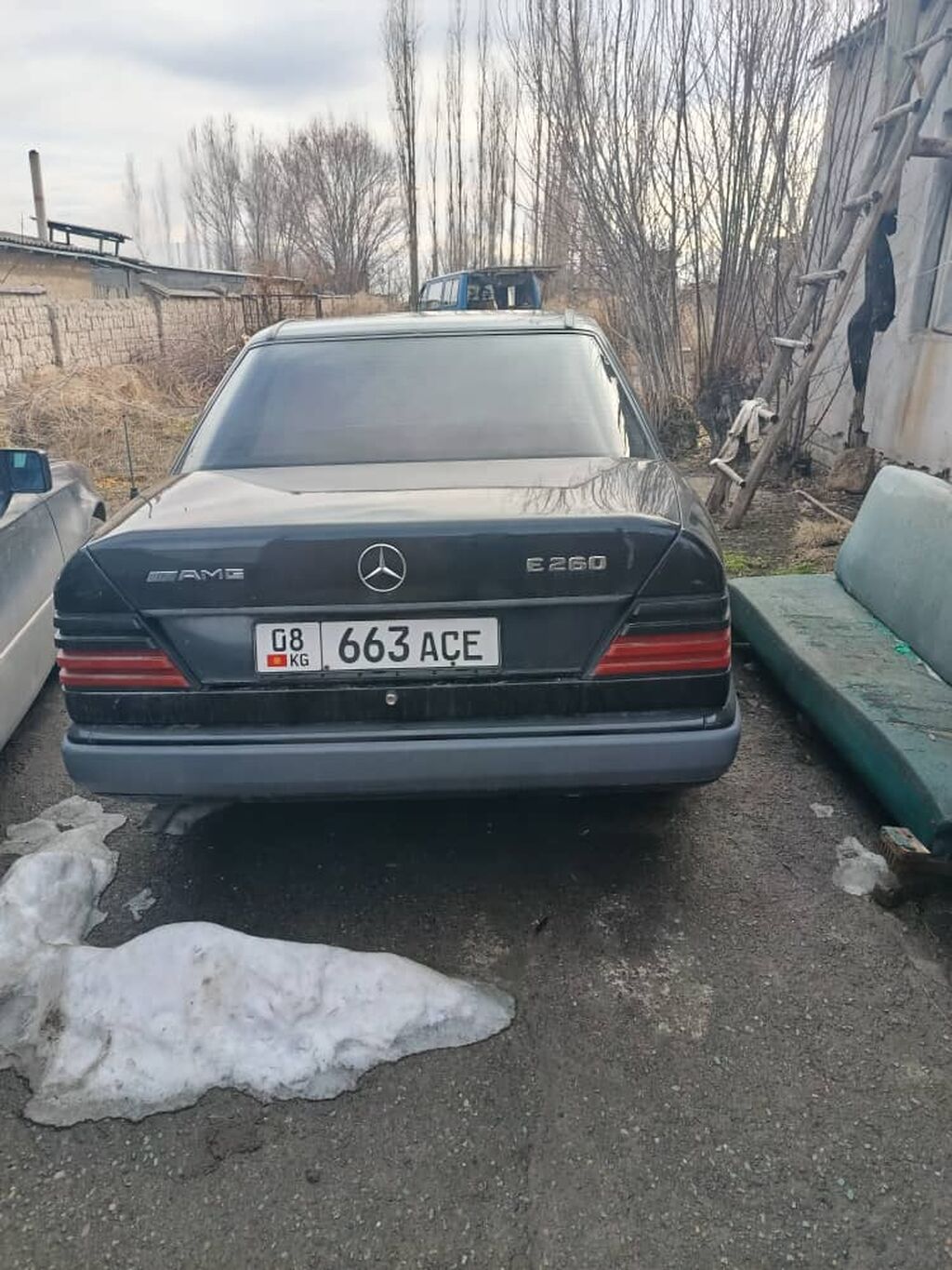 Mercedes-Benz W124