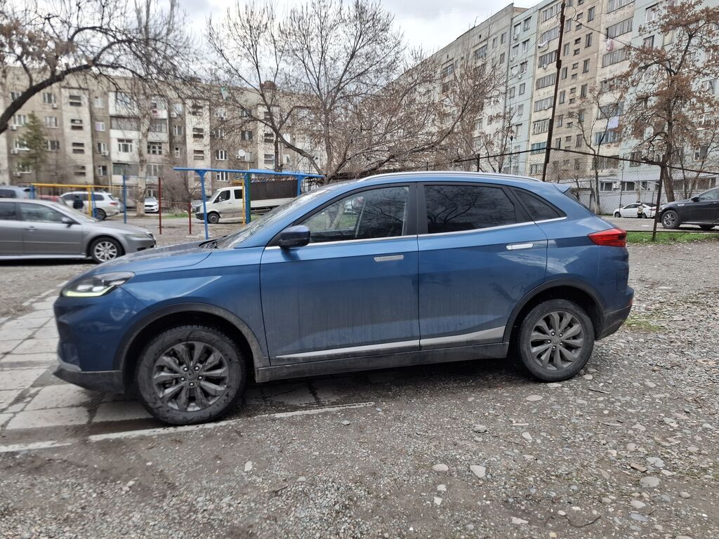 ПРОДАЮ СРОЧНО Weltmeister EX5 2020г Кроссовер синего цвета с