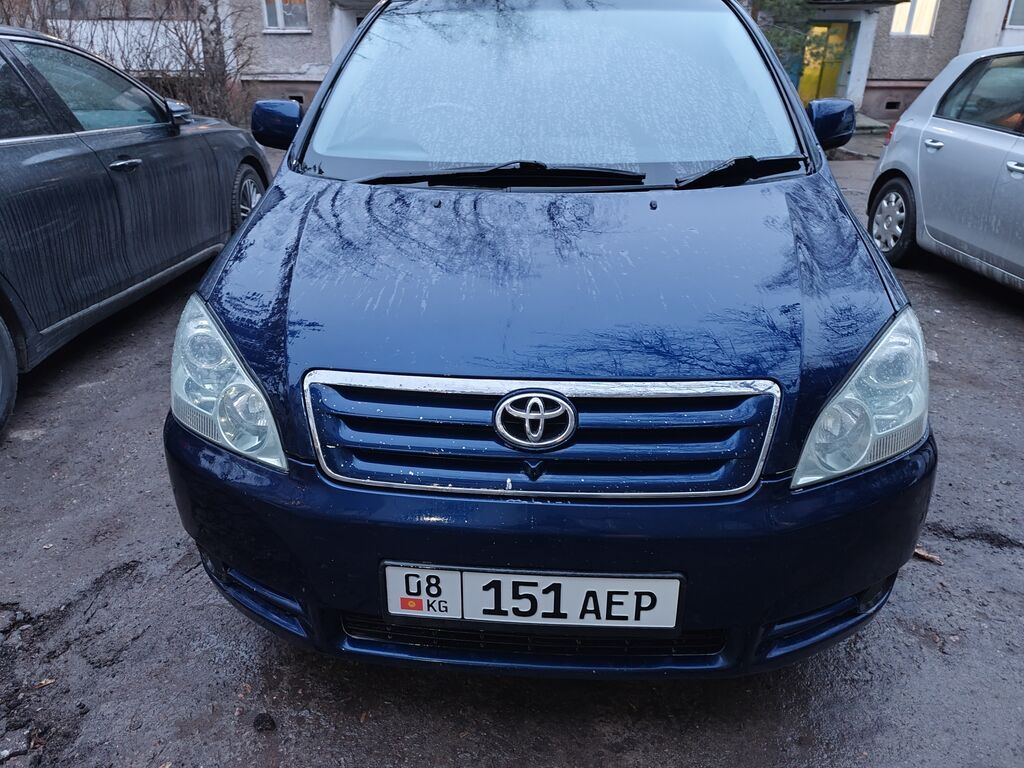 Toyota Ipsum