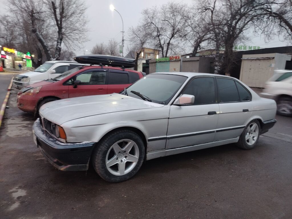 BMW 525