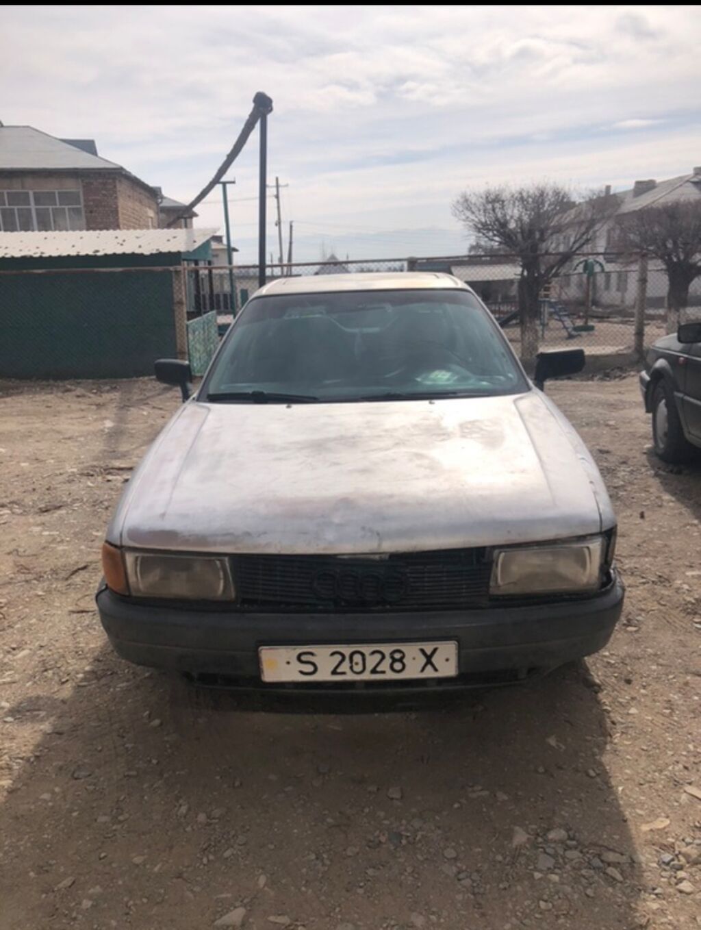 Audi 80