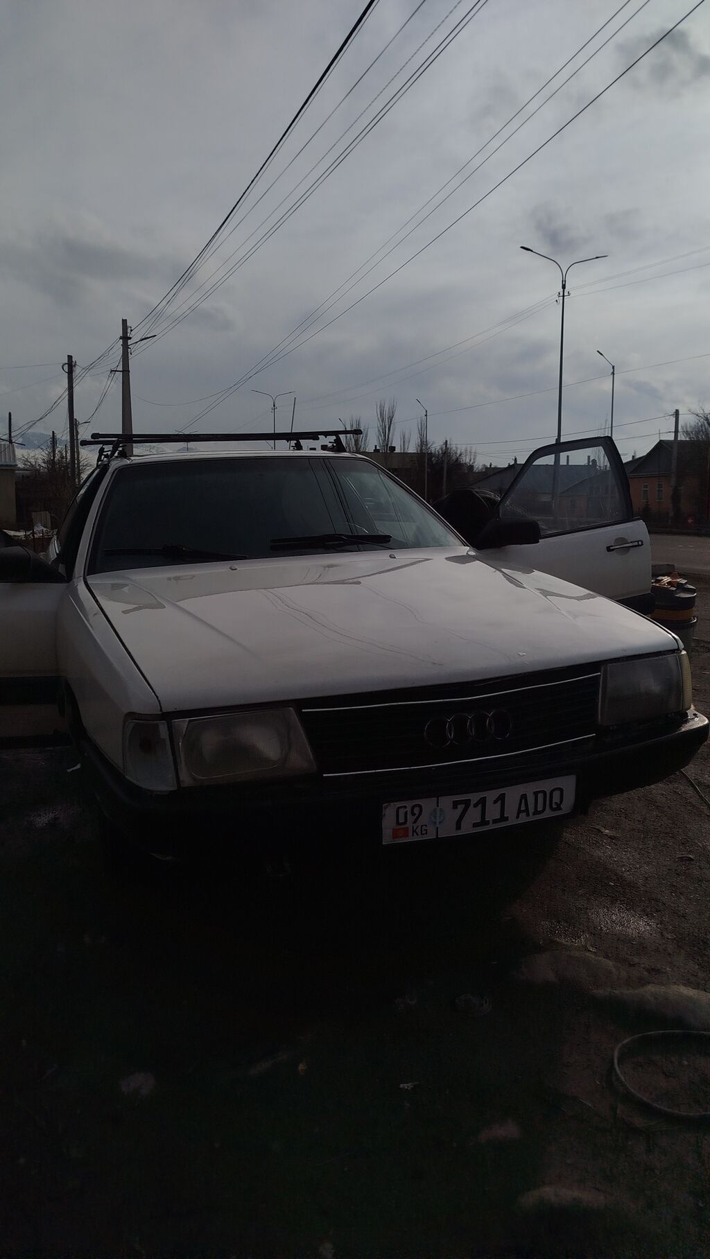 Audi 100
