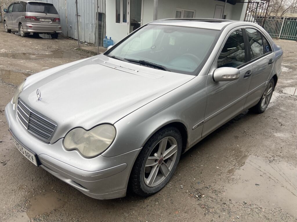 Mercedes-Benz C-Class