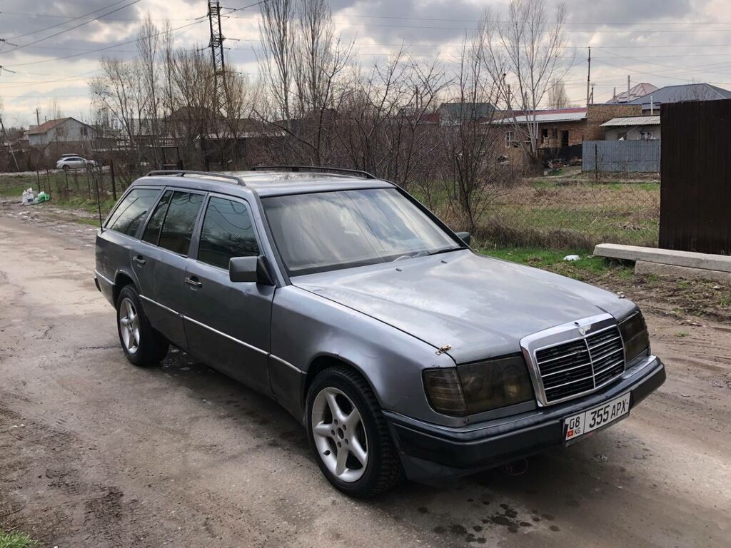 Mercedes-Benz W124