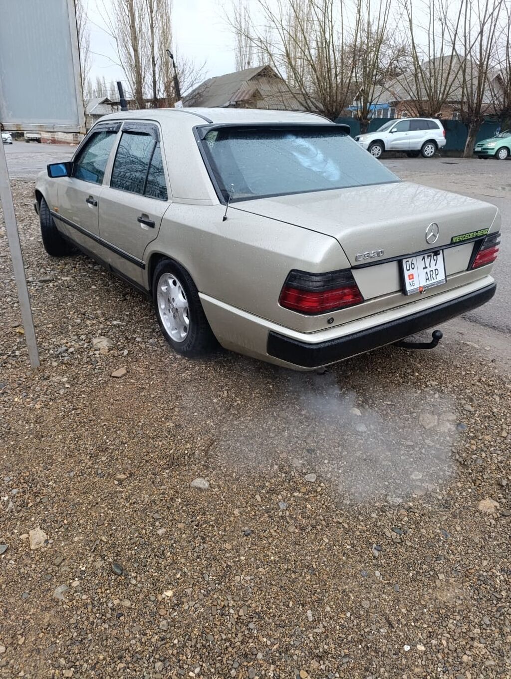 Mercedes-Benz W124