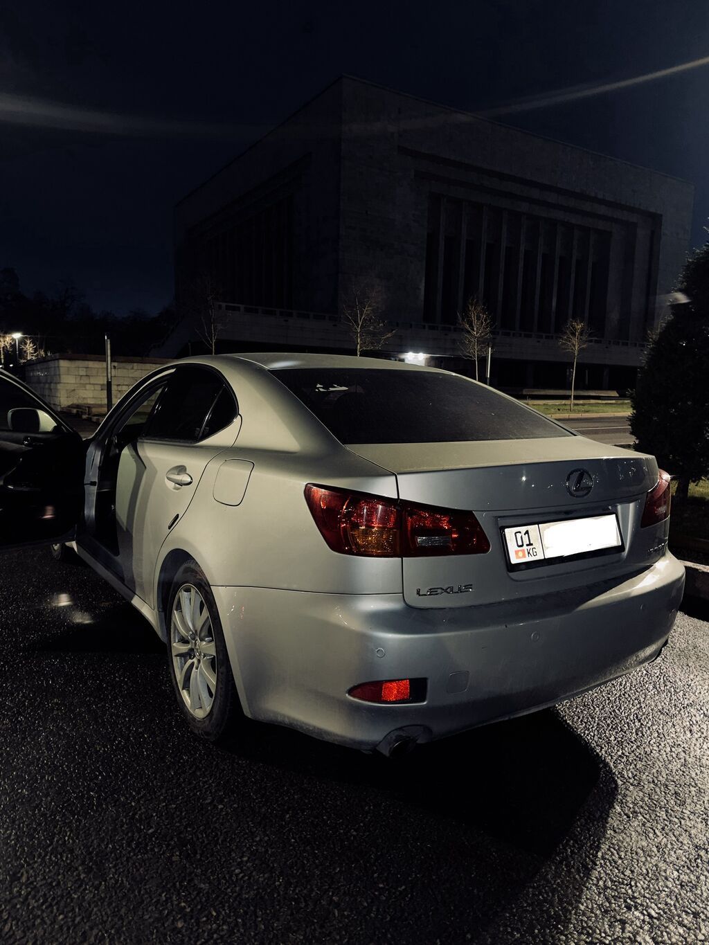 Lexus IS