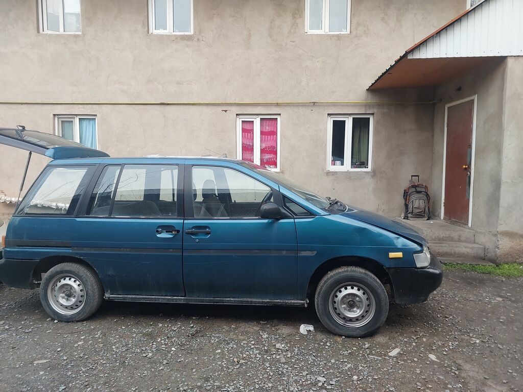 Продаётся минвен нисан прерия 2.5 куб отличном состоянии надо