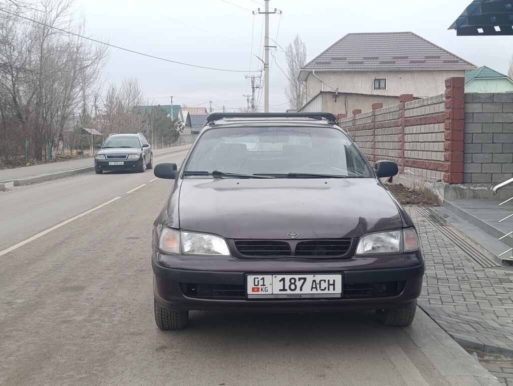 Toyota Carina E