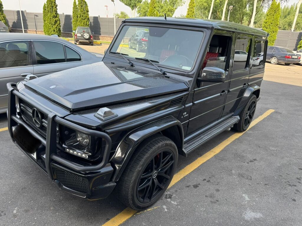 Mercedes-Benz G-Class