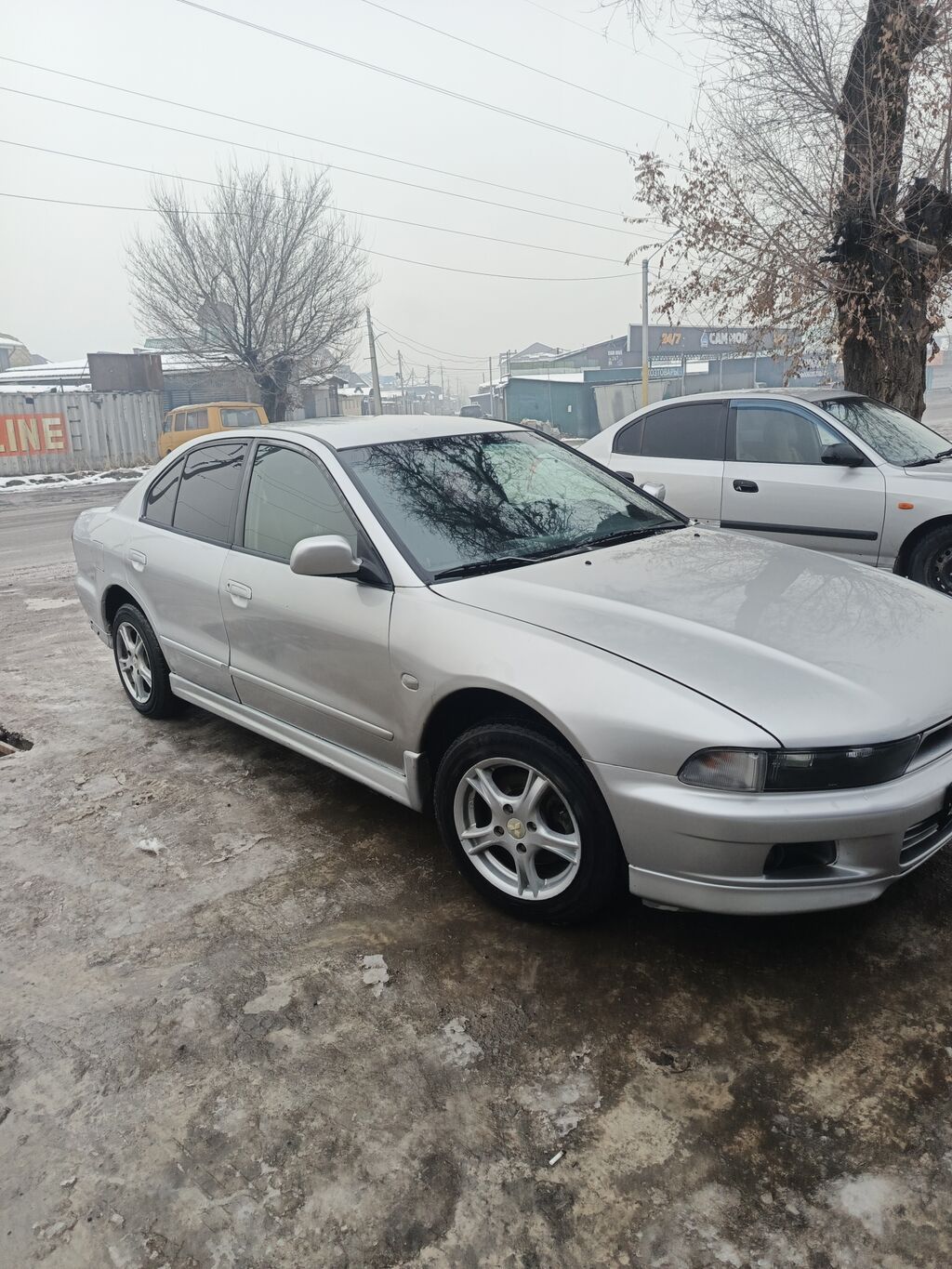 Mitsubishi Galant