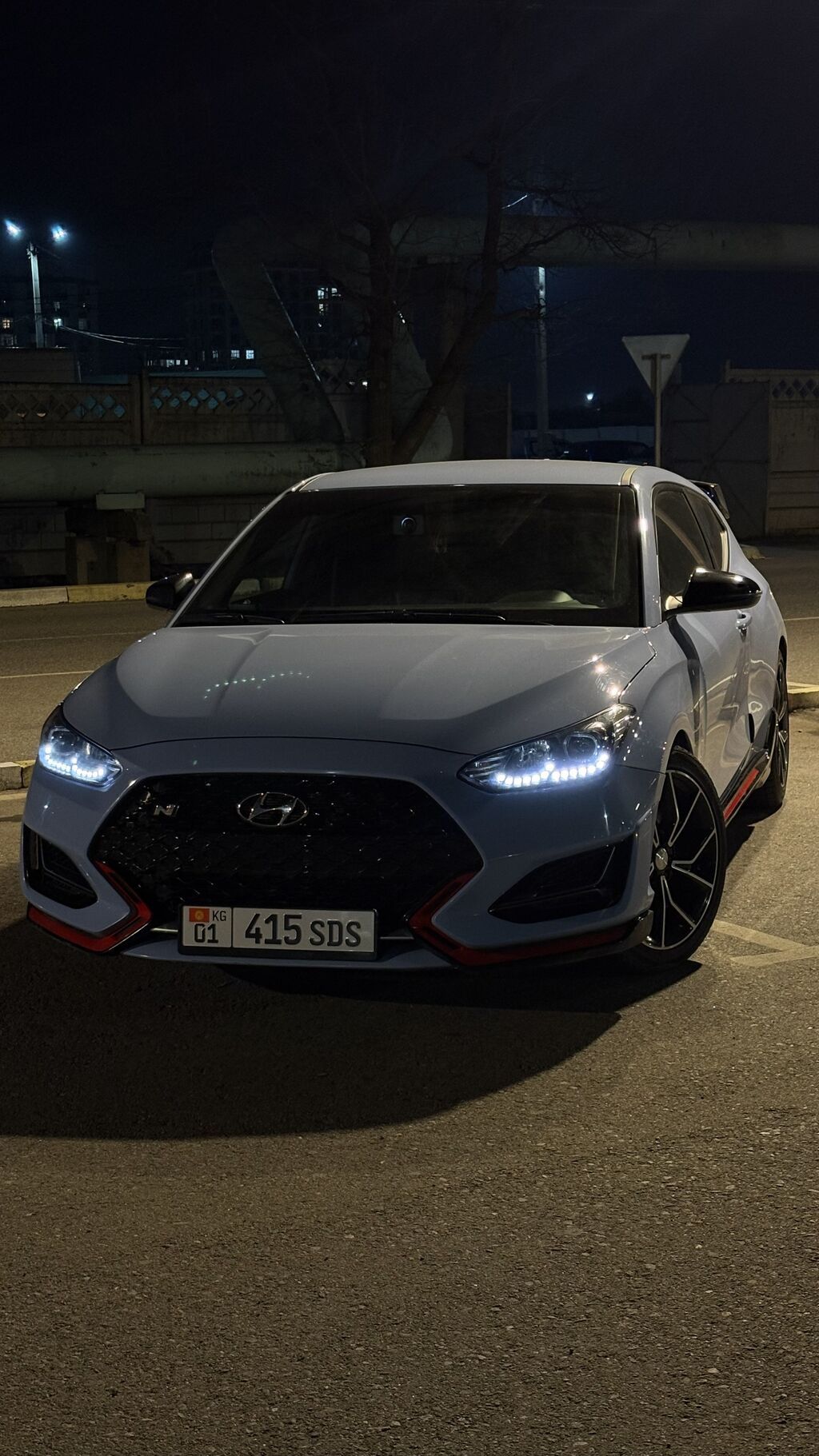 Hyundai Veloster