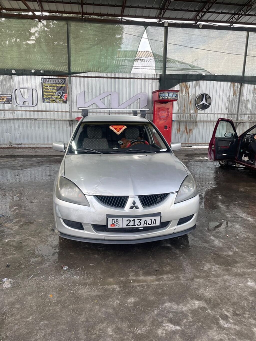 Mitsubishi Lancer