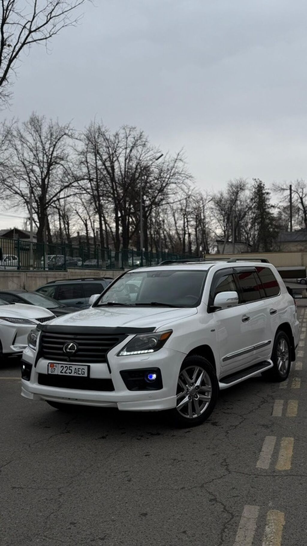 Lexus LX