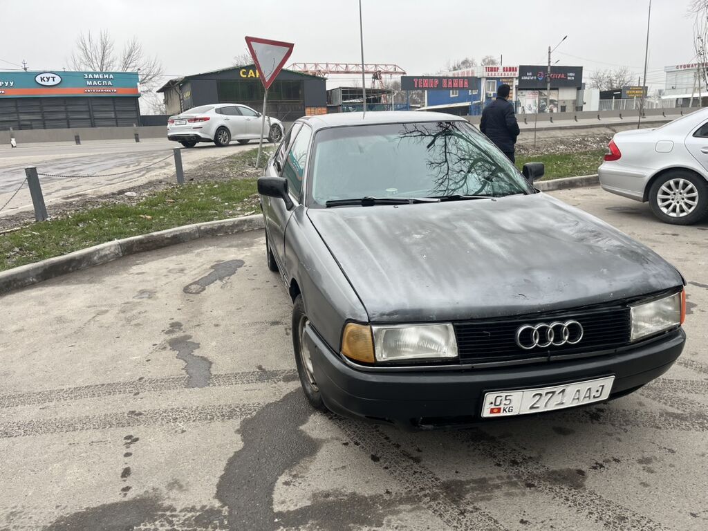 Audi 80
