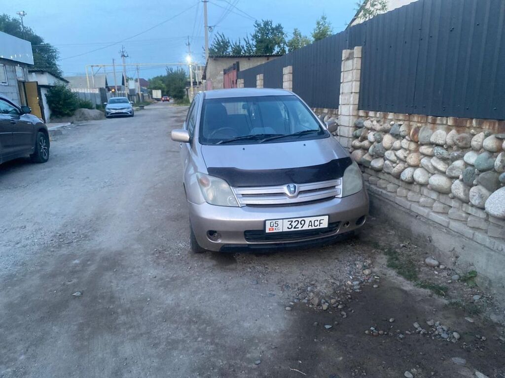 Toyota Ist