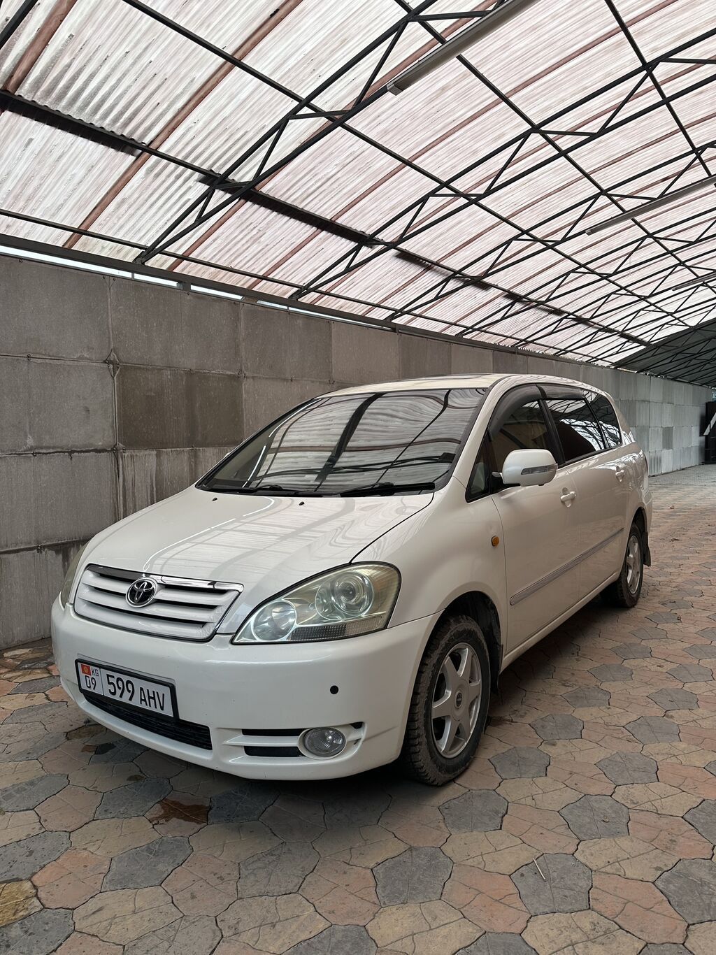 Toyota Ipsum