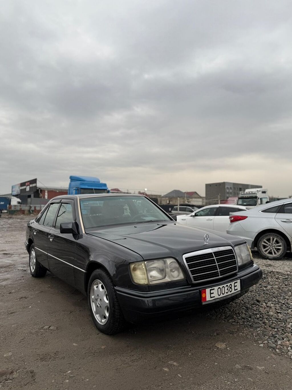 Mercedes-Benz W124