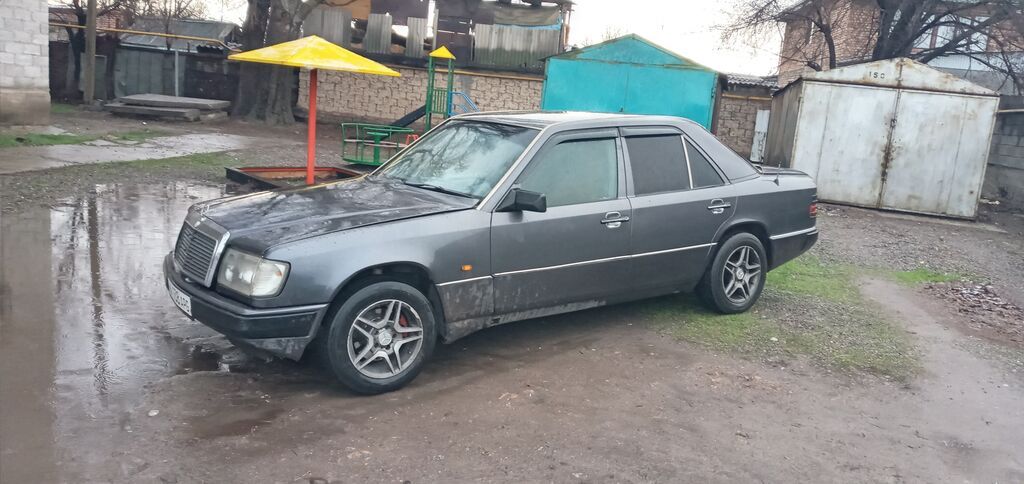 Mercedes-Benz W124