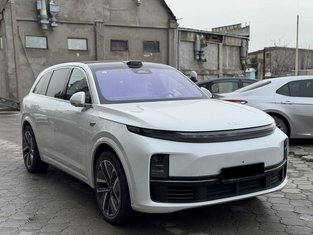 Lixiang L7