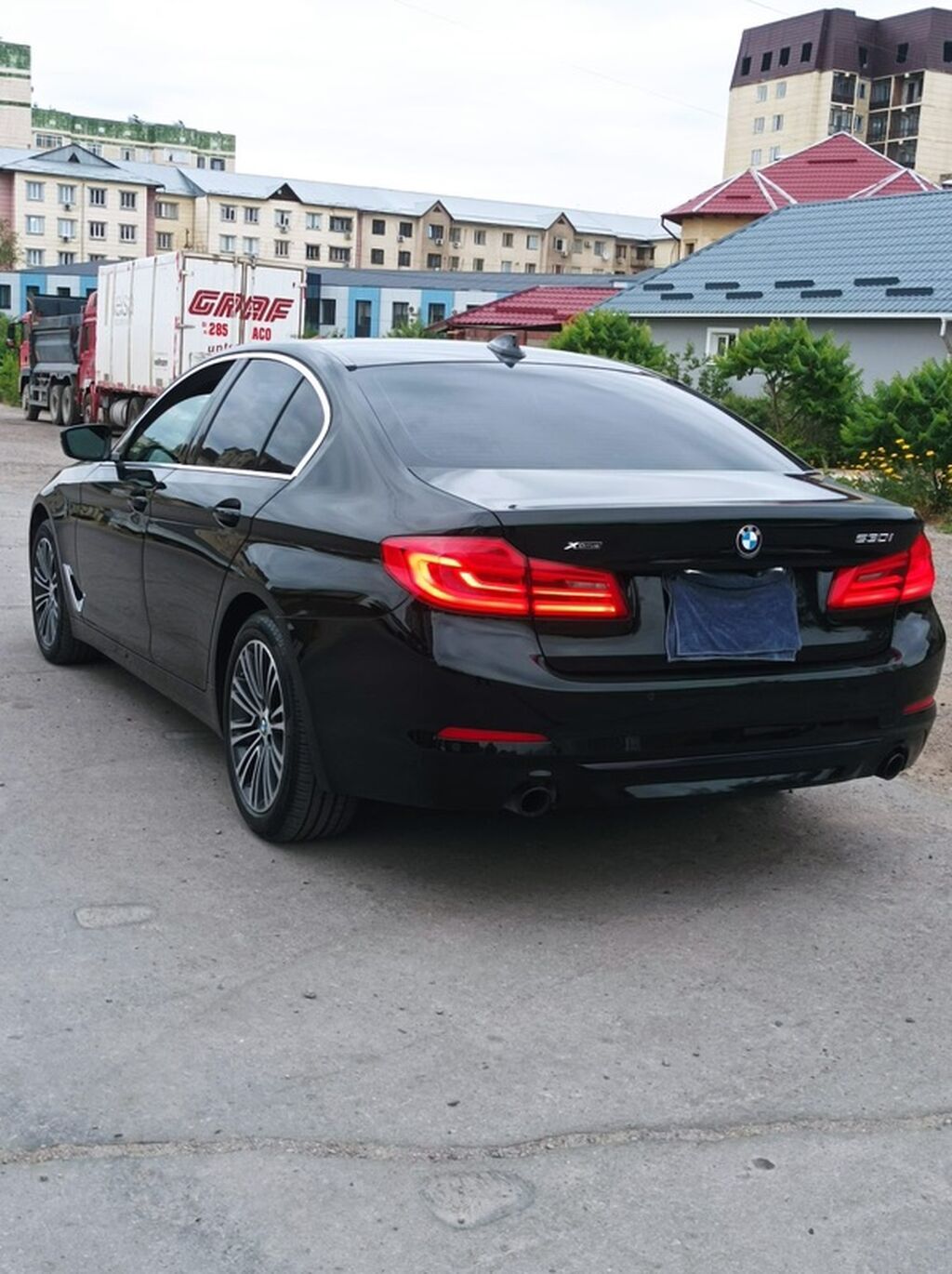 BMW 530