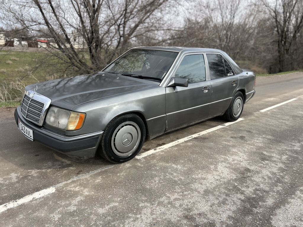 Mercedes-Benz W124