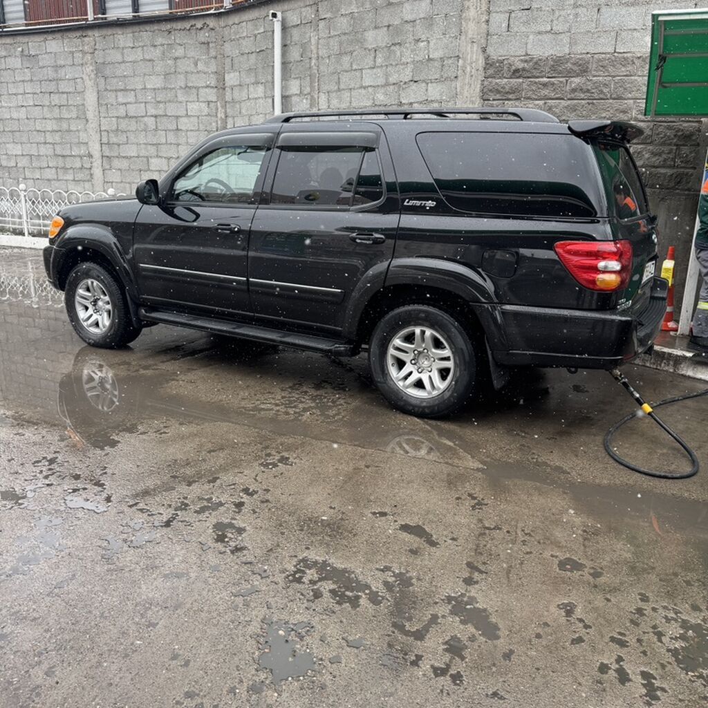 Toyota Sequoia