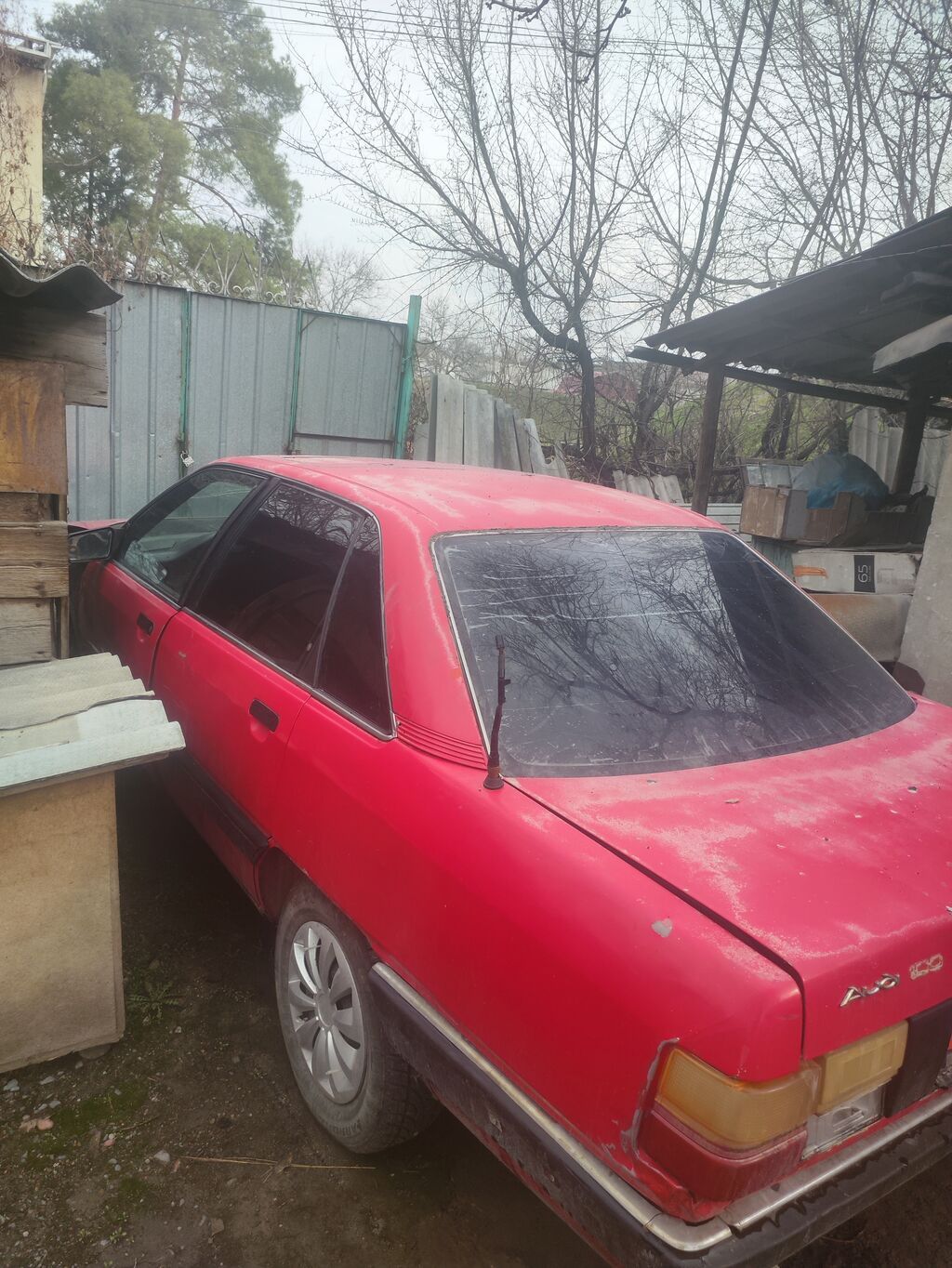 Audi 100