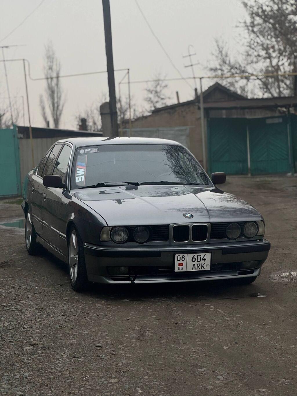 BMW 528