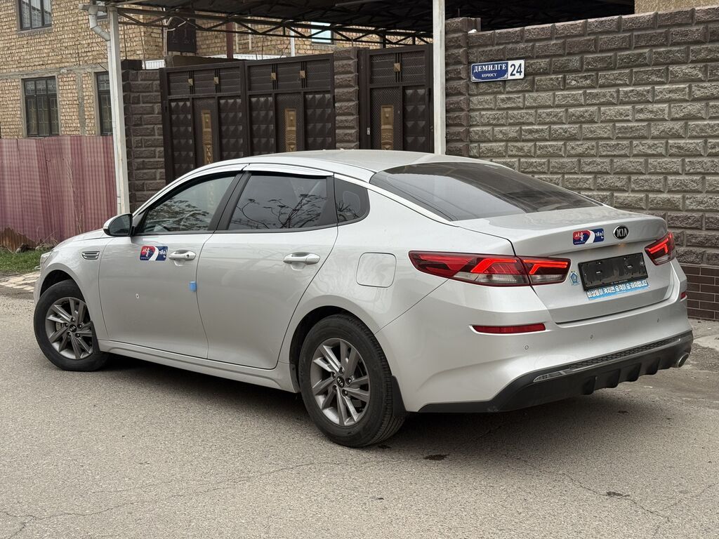 Kia K5