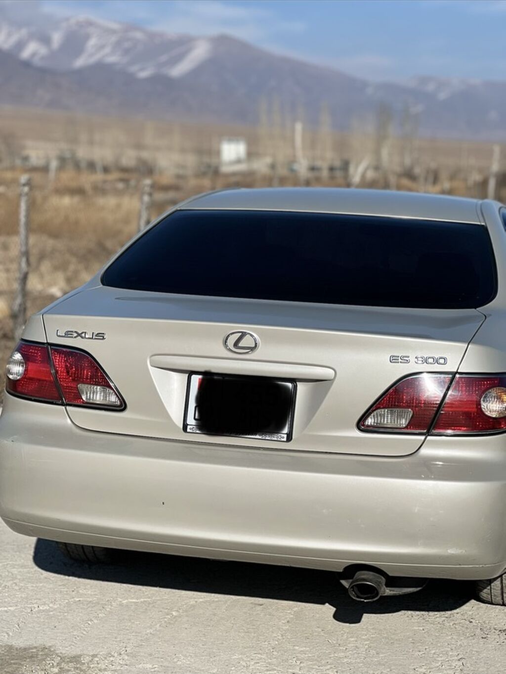 Lexus ES